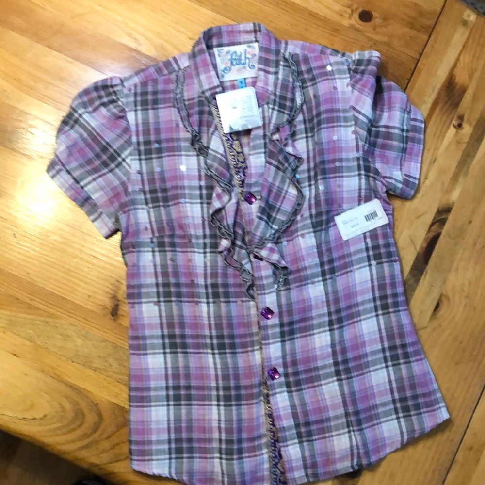 Faith beaded short sleeve women’s small button down new with tags